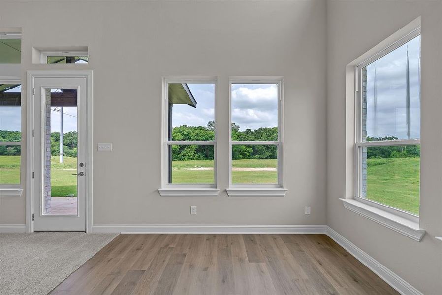 Spacious, unfurnished interior of a new home in Eagle Estates, Cross Timber (Image 17).