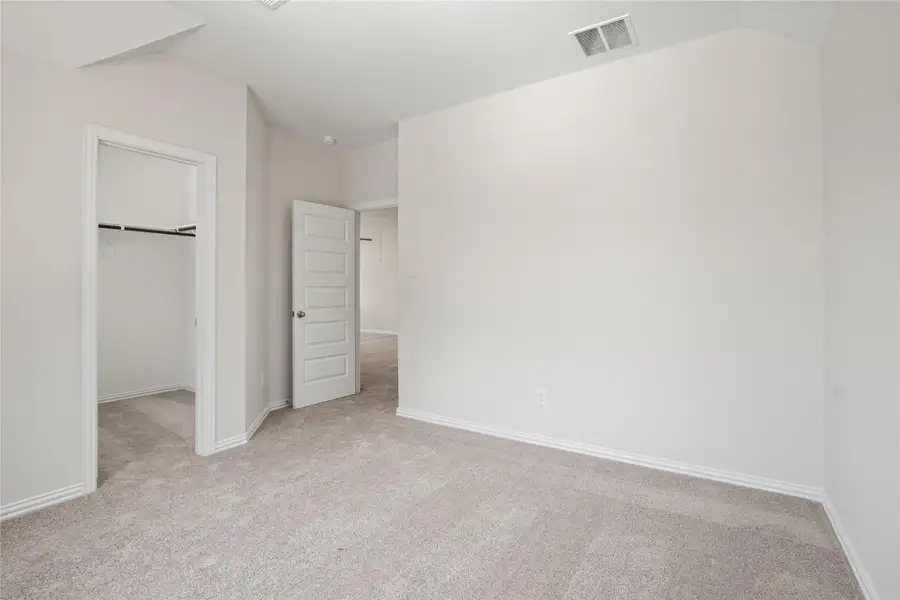 Spacious, unfurnished interior of a new home in The Woodlands Hills, Willis (Image 4). Spacious, unfurnished interior of a new home in The Woodlands Hills, Willis (Image 4).