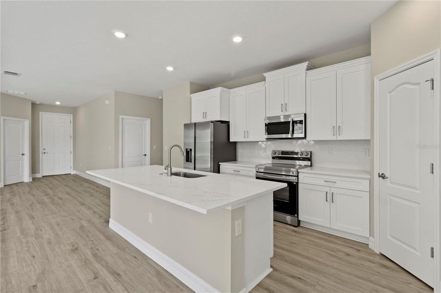Furnished interior view inside a new home in , Leesburg (Image 4).