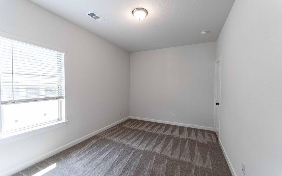 Spacious, unfurnished interior of a new home in Solterra, Mesquite (Image 22).