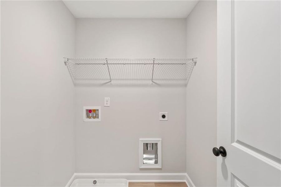 Spacious, unfurnished interior of a new home in Wilkins Walk, Mableton (Image 24).