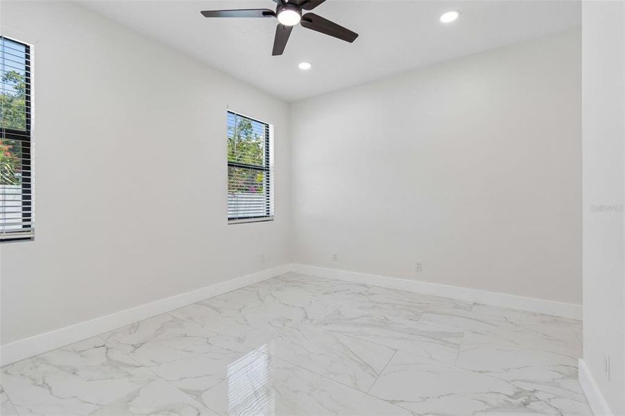 Spacious, unfurnished interior of a new home in , Tampa (Image 51).