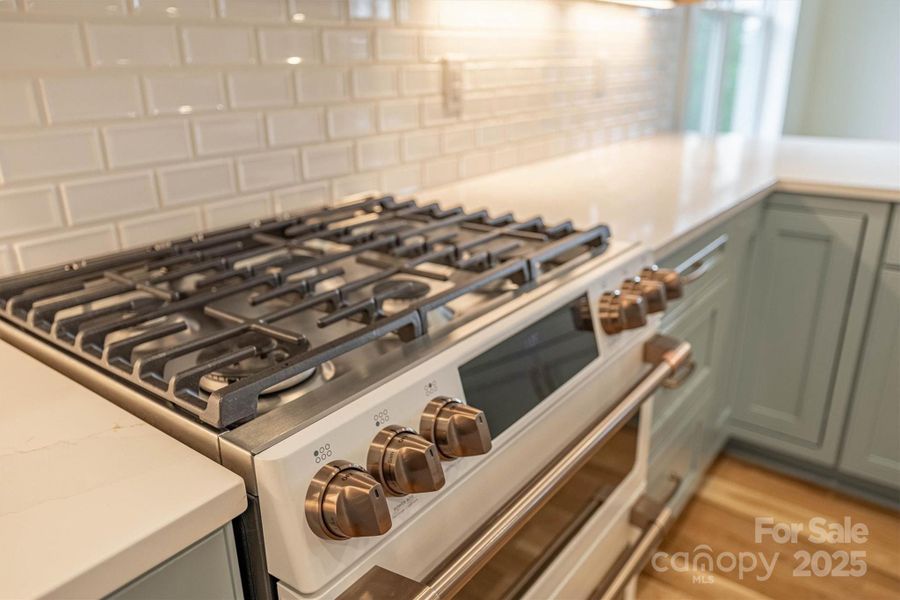 Close-up of interior finishes inside a home in , Nebo (Image 21).