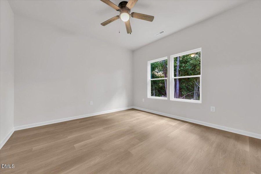 18-106 Summitt Ave_018