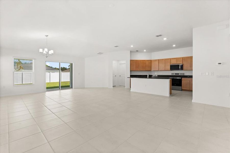 Spacious, unfurnished interior of a new home in Ross Creek, Lakeland (Image 13). Spacious, unfurnished interior of a new home in Ross Creek, Lakeland (Image 13).