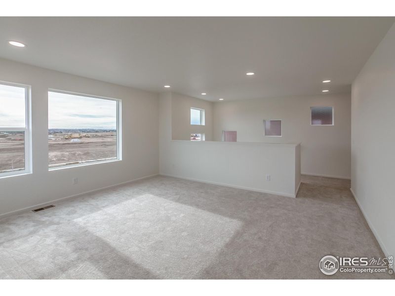 EXAMPLE PHOTOS: LOFT