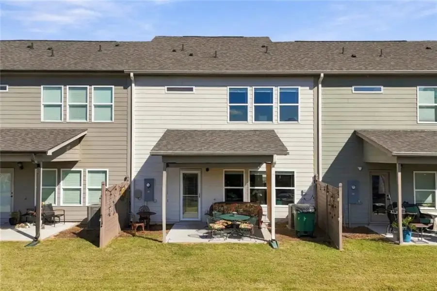 Exterior details and patio area of a home in , Jasper (Image 27).