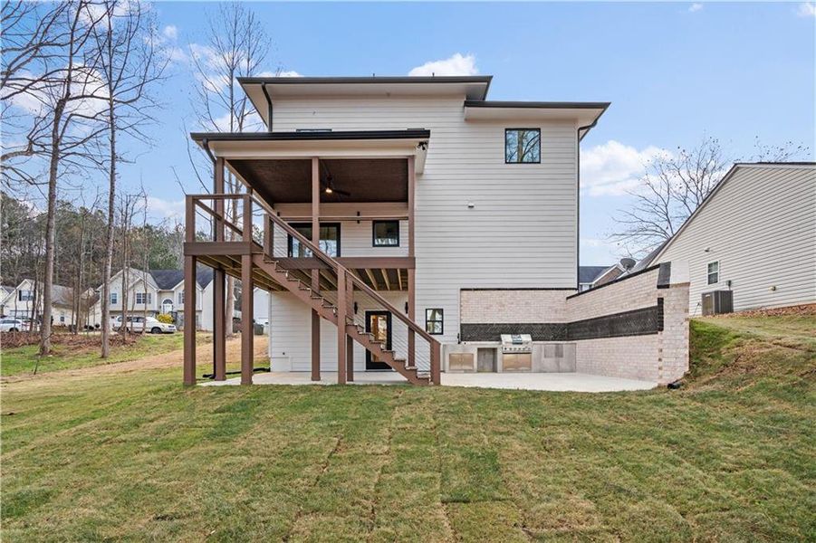 Exterior details and patio area of a home in , Villa Rica (Image 29).