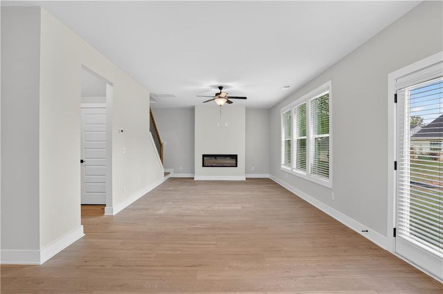 Spacious, unfurnished interior of a new home in , Villa Rica (Image 16). Spacious, unfurnished interior of a new home in , Villa Rica (Image 16).