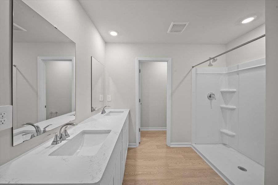 Furnished interior view inside a new home in Cedar Shoals – Heritage Collection, Piedmont (Image 6). Furnished interior view inside a new home in Cedar Shoals – Heritage Collection, Piedmont (Image 6).