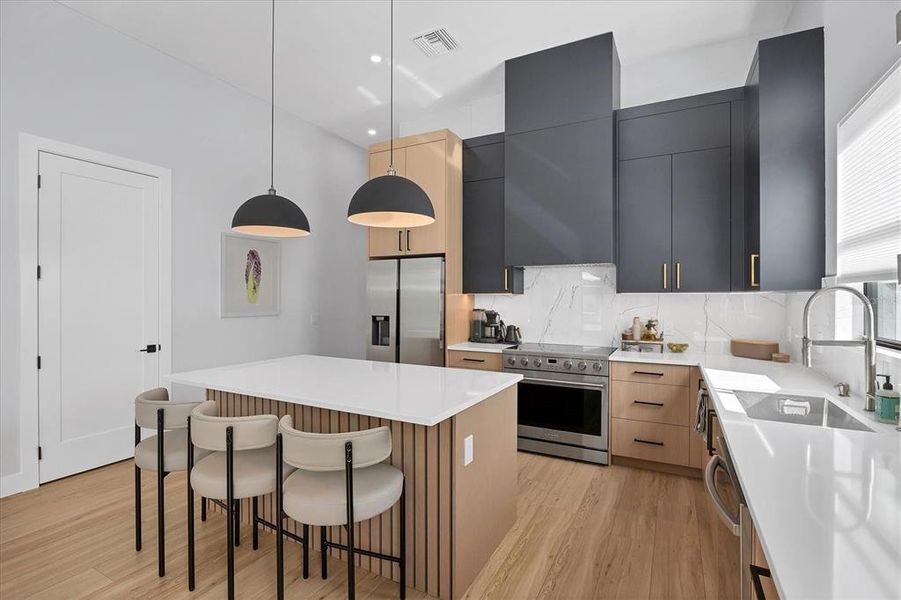 Furnished interior view inside a new home in , Sarasota (Image 20).