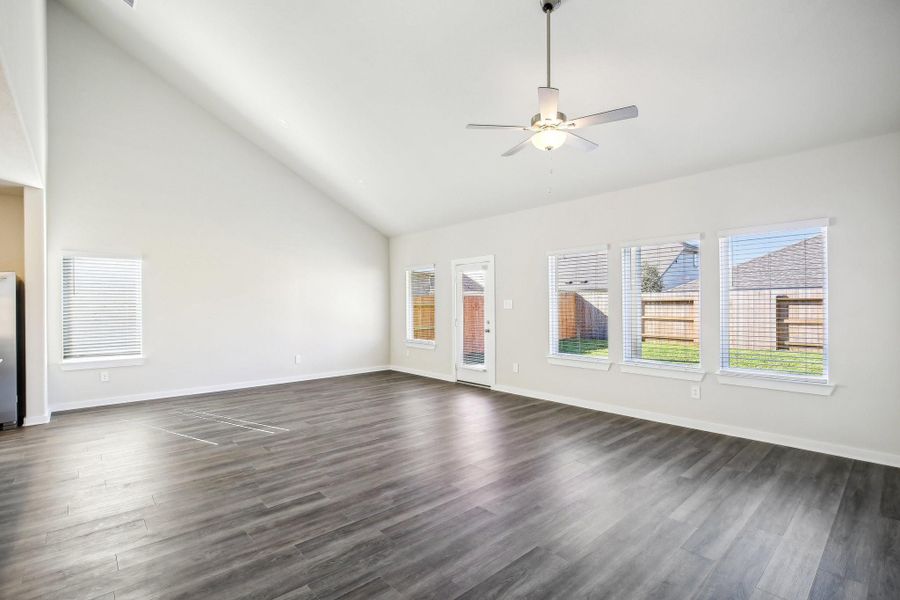 Photo is not of the actual home but is an inspirational photo of builder’s model home and may depict options, furnishings, and/or decorator features that are not included.