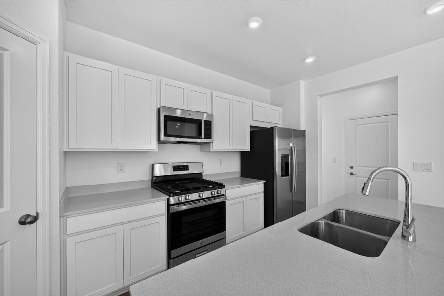 Furnished interior view inside a new home in Lake Bluff, Greeley (Image 5).