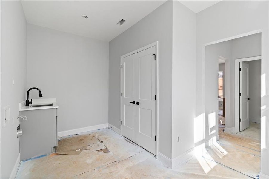 Image 25 of a home in .