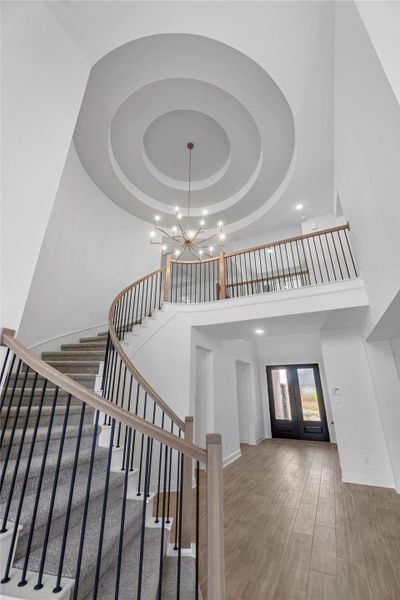 Spacious, unfurnished interior of a new home in Sienna, Missouri City (Image 17).