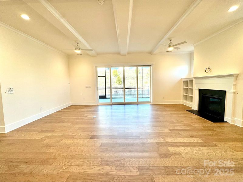 Spacious, unfurnished interior of a new home in Cumberland, Concord (Image 7).