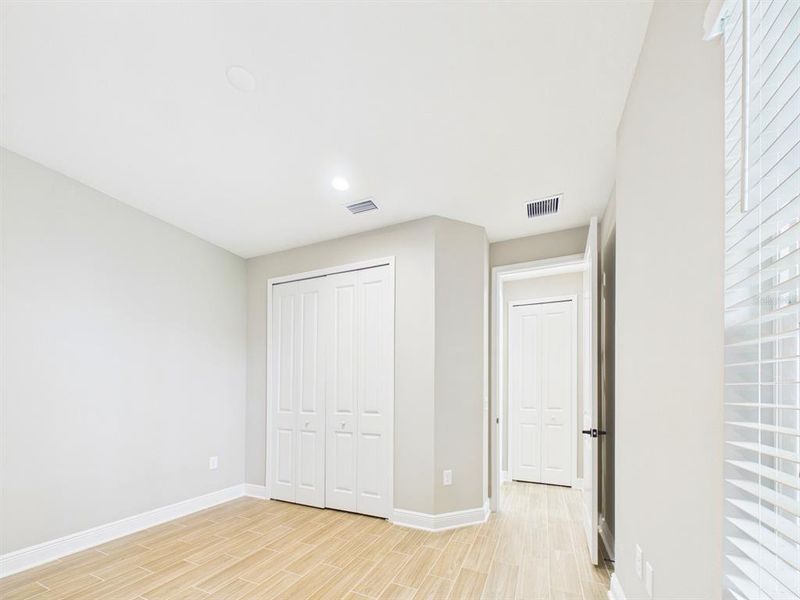 Spacious, unfurnished interior of a new home in , Sarasota (Image 46). Spacious, unfurnished interior of a new home in , Sarasota (Image 46).