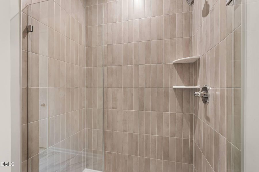 17. Twinleaf Townes 77_Primary Bathroom