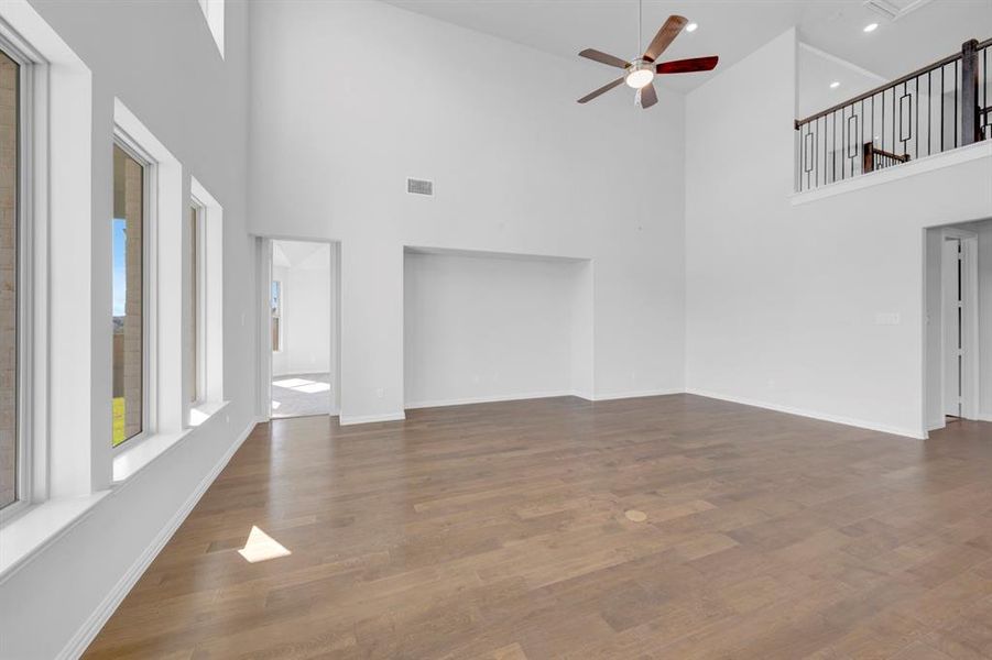 Spacious, unfurnished interior of a new home in Lilyana, Celina (Image 26).