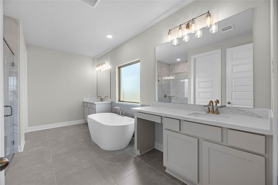 Furnished interior view inside a new home in Grange - 55', Katy (Image 5). Furnished interior view inside a new home in Grange - 55', Katy (Image 5).