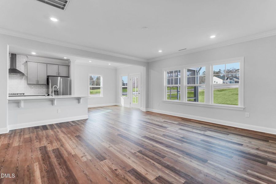 SUN_CaydenCove_Pic_LandrumIII_QMI_153_Gr