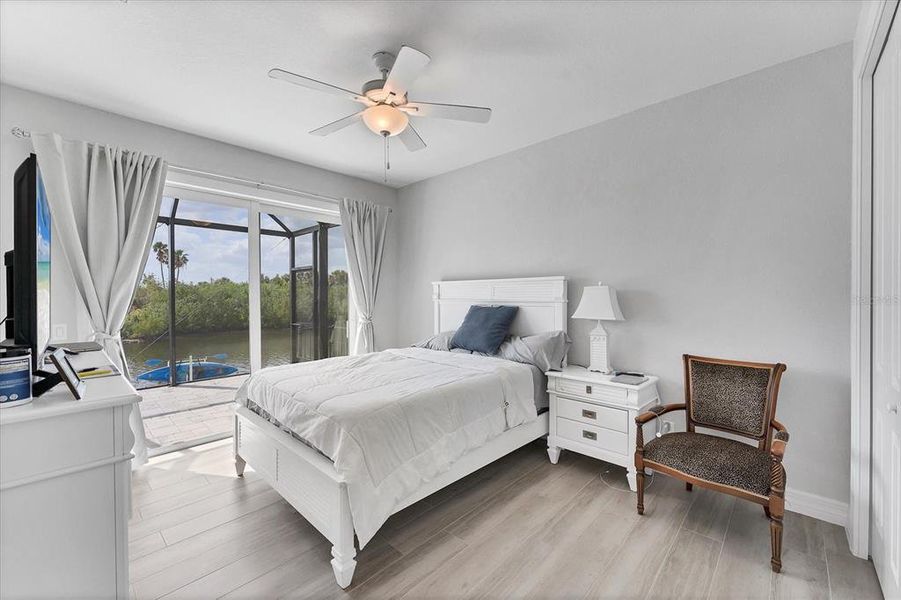 Furnished interior view inside a new home in , Port Charlotte (Image 25).