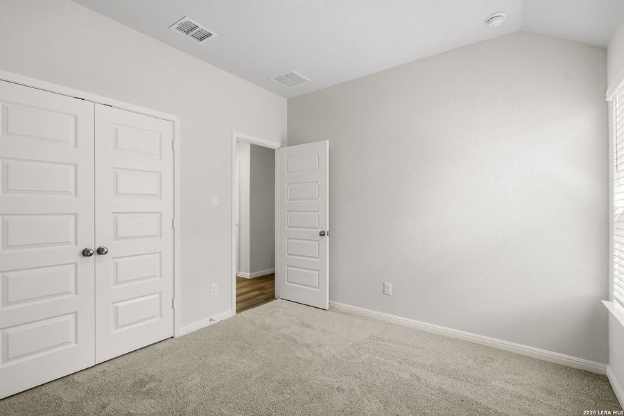 Spacious, unfurnished interior of a new home in Cinco Lakes, San Antonio (Image 25). Spacious, unfurnished interior of a new home in Cinco Lakes, San Antonio (Image 25).