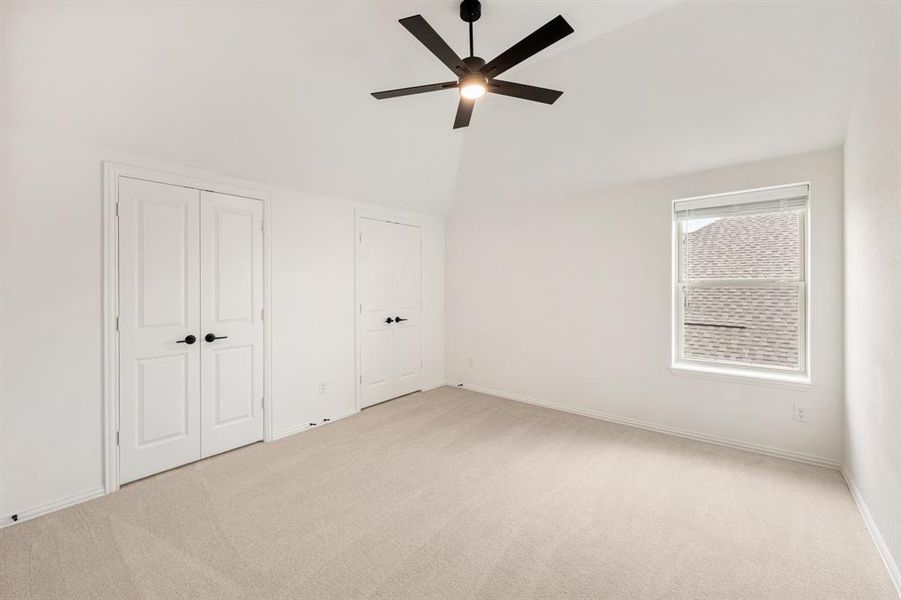 Spacious, unfurnished interior of a new home in West Crossing, Anna (Image 25).