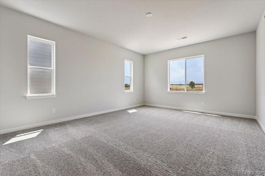 Spacious, unfurnished interior of a new home in Prestige Collection at Parkdale Commons, Erie (Image 25). Spacious, unfurnished interior of a new home in Prestige Collection at Parkdale Commons, Erie (Image 25).