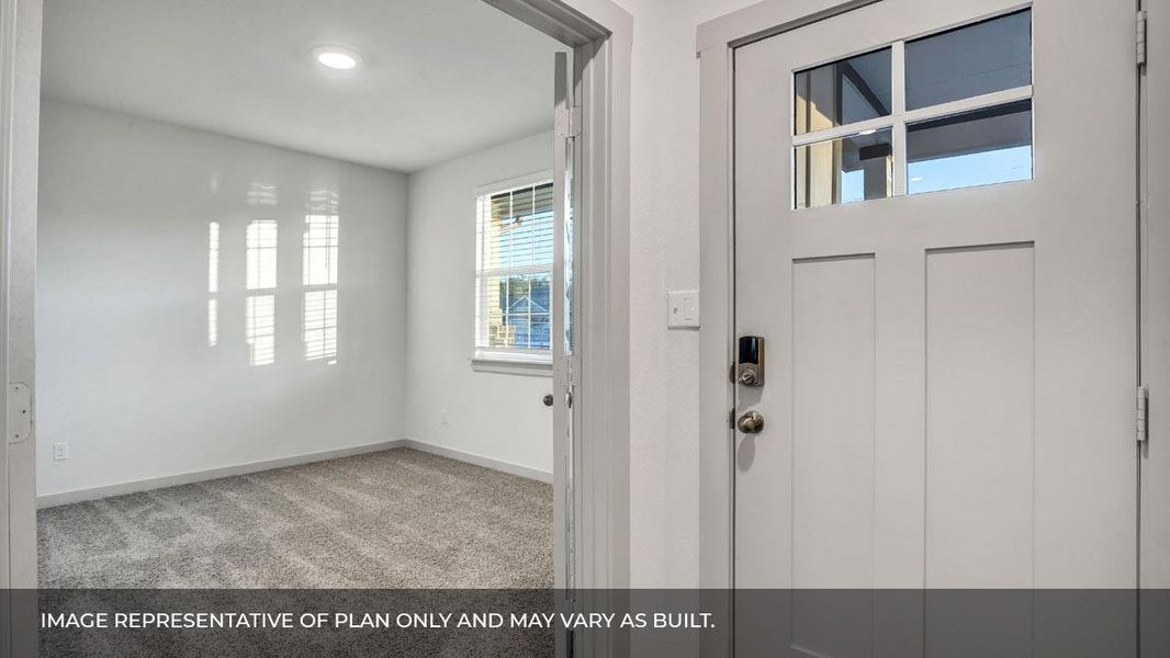 Spacious, unfurnished interior of a new home in Rosenbusch Ranch, Leander (Image 17).