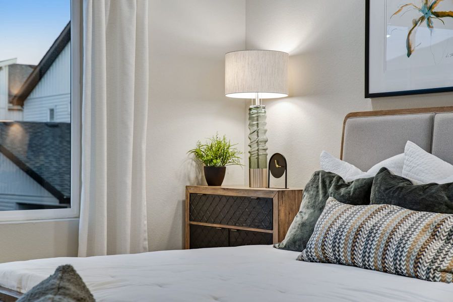 Close-up of interior finishes inside a home in Reunion, Commerce City (Image 21).