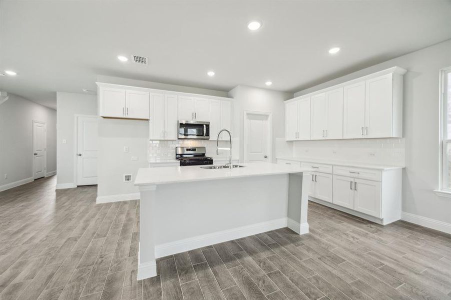 Furnished interior view inside a new home in Bellagio, Forney (Image 8).