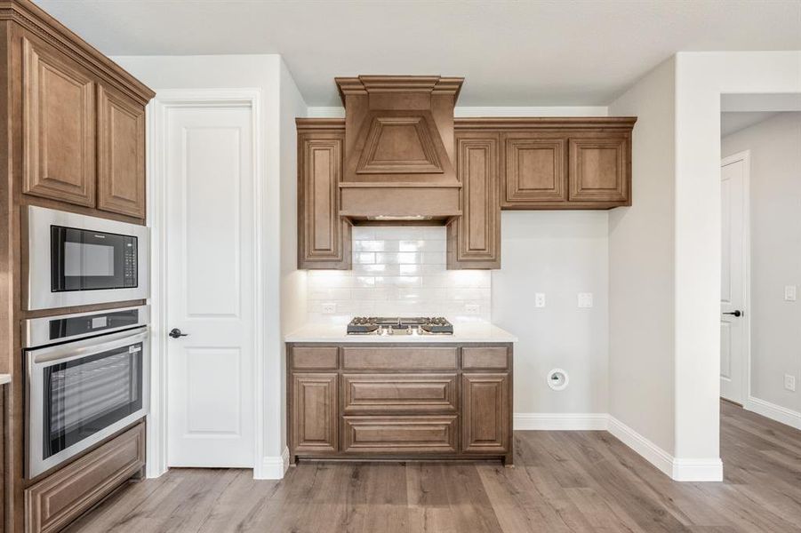 Furnished interior view inside a new home in Eagle Glen 50, Alvarado (Image 10). Furnished interior view inside a new home in Eagle Glen 50, Alvarado (Image 10).