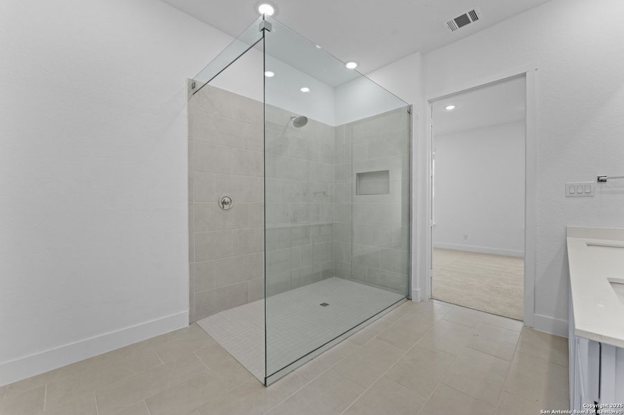 Image 24 of a home in .