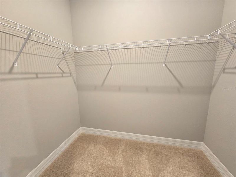 Spacious, unfurnished interior of a new home in , Homosassa (Image 63).