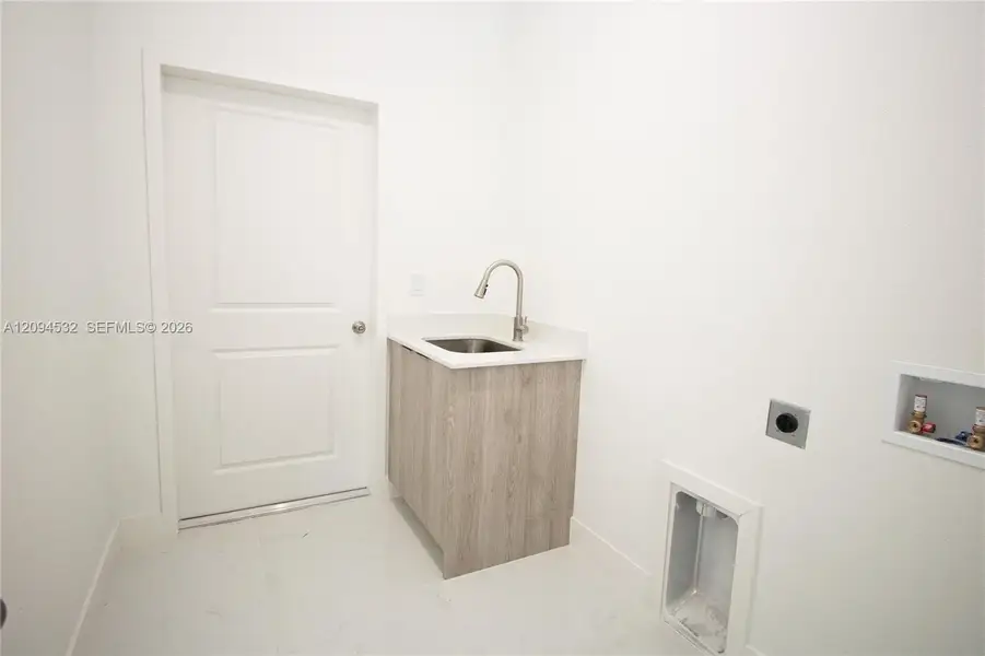 Image 37 of a home in .