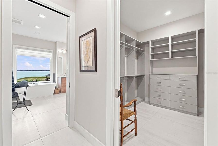 Furnished interior view inside a new home in , Winter Haven (Image 55).