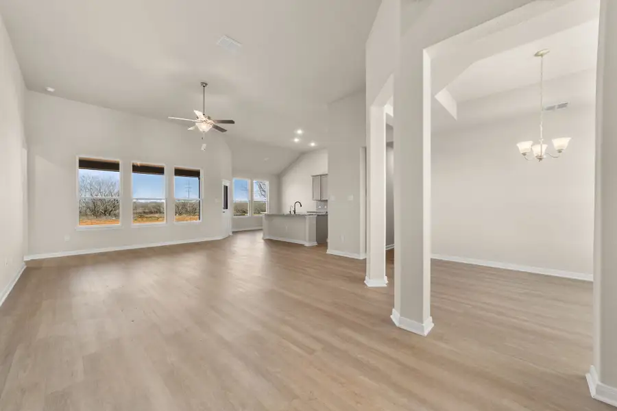 Spacious, unfurnished interior of a new home in Villas Las Flores, Floresville (Image 21).