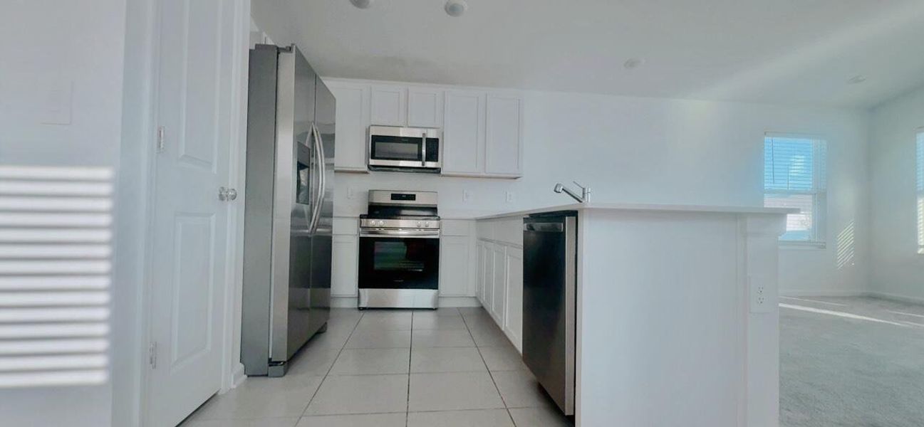 D9B9278E-C597-4D88-B429-6F8BE5F4AA5C