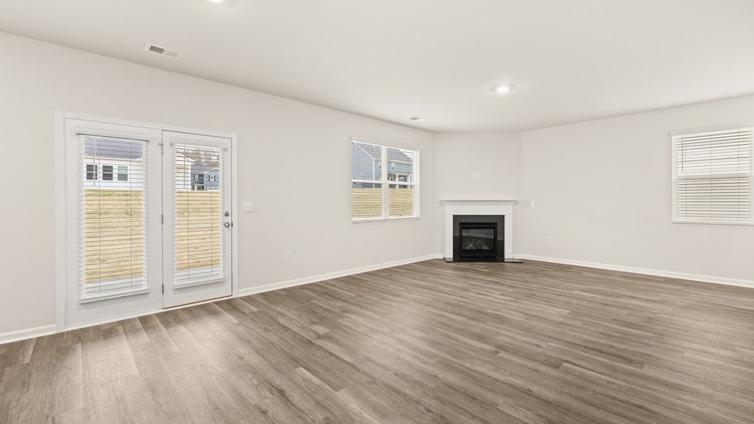 Representative unfurnished interior of a home built from the Galen by D.R. Horton in Champion's Run, Lithonia (Image 15).