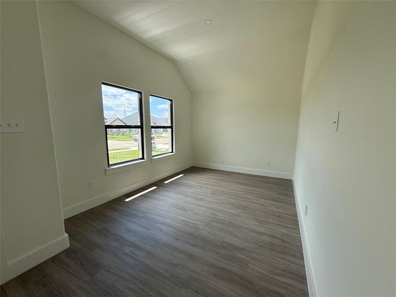 Spacious, unfurnished interior of a new home in Stillwater Lake Estates, Godley (Image 16). Spacious, unfurnished interior of a new home in Stillwater Lake Estates, Godley (Image 16).