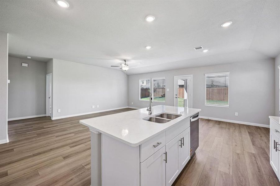 Photo is not of the actual home, but is an inspirational photo of builder’s model home and may depict options, furnishings, and/or decorator features that are not included. Photo is not of the actual home, but is an inspirational photo of builder’s model home and may depict options, furnishings, and/or decorator features that are not included.