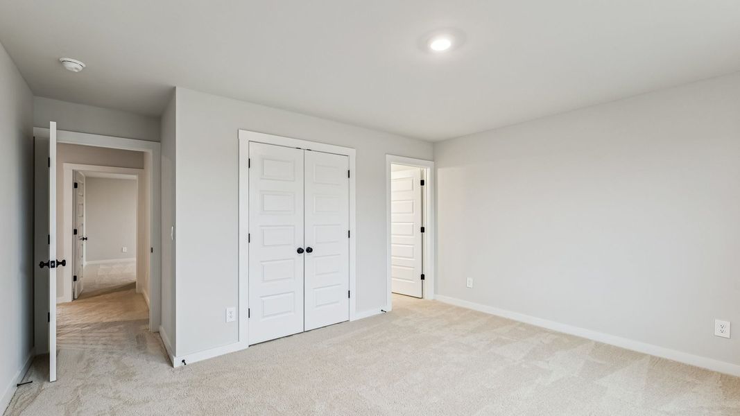 Representative unfurnished interior of a home built from the Stonebrook  II by D.R. Horton in Pottsview, Smyrna (Image 52).
