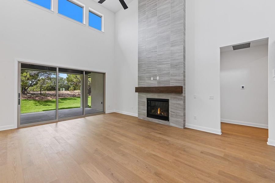 Spacious, unfurnished interior of a new home in The Hollows Canyon - 60', Lago Vista (Image 19). Spacious, unfurnished interior of a new home in The Hollows Canyon - 60', Lago Vista (Image 19).