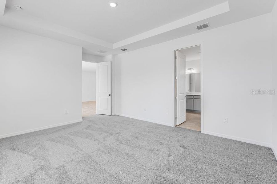 Spacious, unfurnished interior of a new home in Firethorn, Parrish (Image 36).