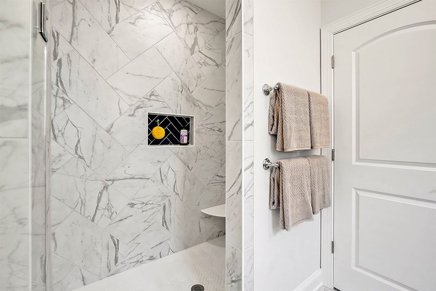 Charleston Harbor, Master Bathroom