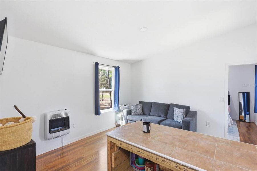 Furnished interior view inside a new home in , Dunnellon (Image 11).
