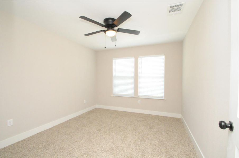 Spacious, unfurnished interior of a new home in , Houston (Image 28).