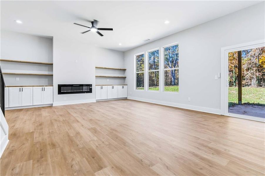 Spacious, unfurnished interior of a new home in , College Park (Image 18).