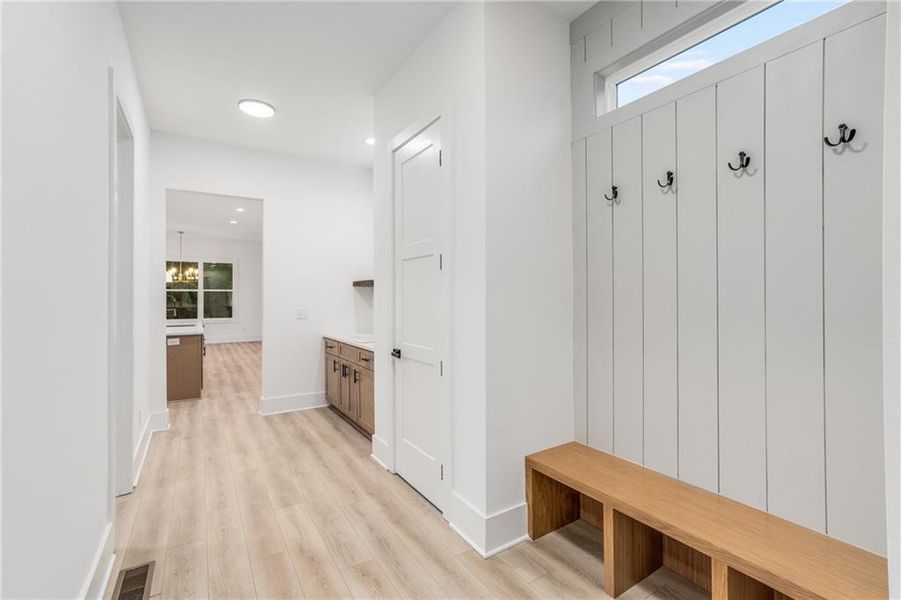 Spacious, unfurnished interior of a new home in , Jefferson (Image 25).